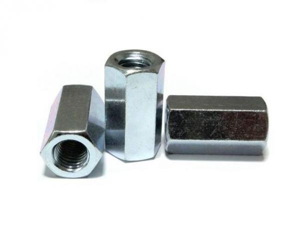 Гайка соедиительная оцинкованная 10х32